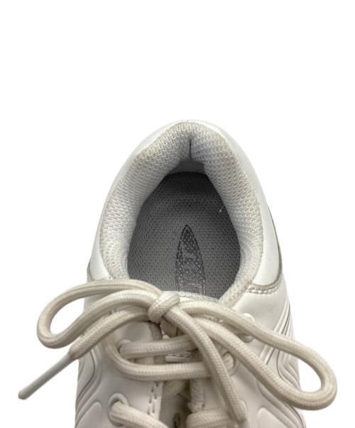 MBT（エムビーティー）MBT (エムビーティー) スニーカー ホワイト サイズ:22の古着・服飾アイテム