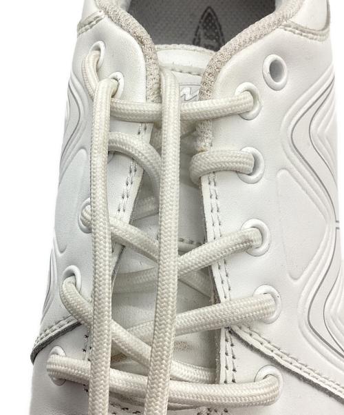 MBT（エムビーティー）MBT (エムビーティー) スニーカー ホワイト サイズ:22の古着・服飾アイテム