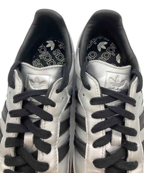 adidas（アディダス）adidas (アディダス) Samba OG シルバー サイズ:27の古着・服飾アイテム
