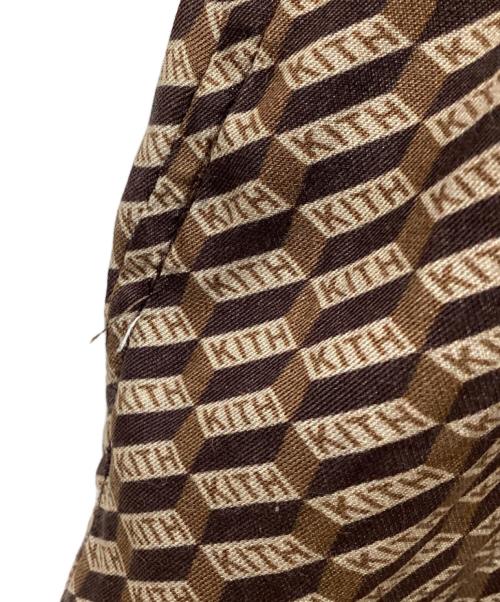 KITH（キス）KITH (キス) シルクインオールオーバーロゴオープンカラー半袖シャツ ブラウン サイズ:Mの古着・服飾アイテム