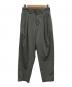 ATTACHMENT（アタッチメント）の古着「2TUCK WIDE TAPERED SLACKS」｜グレー