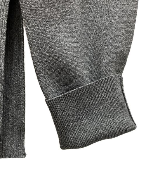 OMMO（オーエムエムオー）OMMO (オーエムエムオー) VOLUME SLEEVE KT TOP グレー サイズ:Fの古着・服飾アイテム