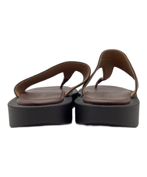 Caminando（カミナンド）Caminando (カミナンド) THONG PLATFORM / トング ブラウン サイズ:7の古着・服飾アイテム