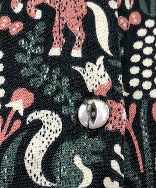 Marble SUD（マーブルシュッド）Marble SUD (マーブルシュッド) gobelin pt スキッパーシャツOP ブラック サイズ:表記なしの古着・服飾アイテム