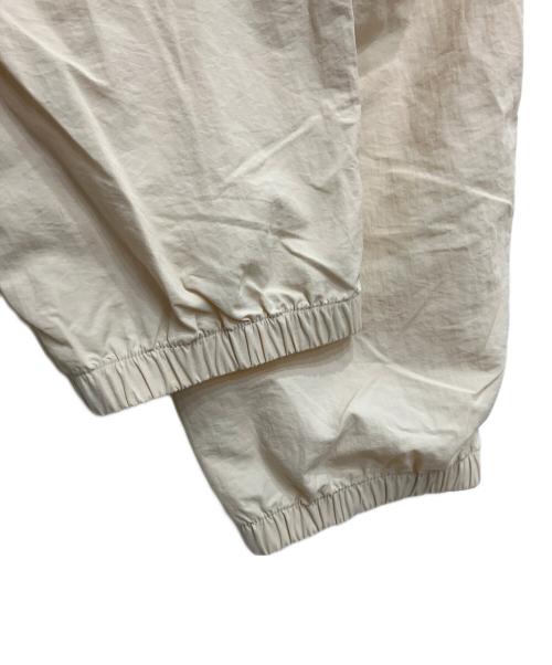 TW（トゥ）TW (トゥ) Unisex Nylon Pants ベージュ サイズ:Mの古着・服飾アイテム