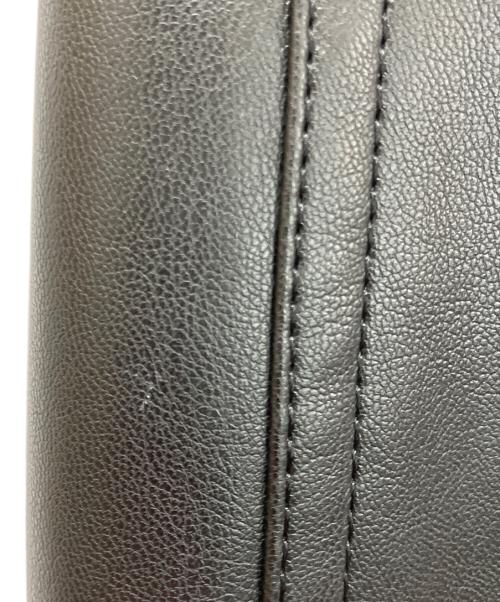 ETRE TOKYO（エトレトウキョウ）ETRE TOKYO (エトレトウキョウ) フェイクレザーIラインスカート ブラック サイズ:Sの古着・服飾アイテム