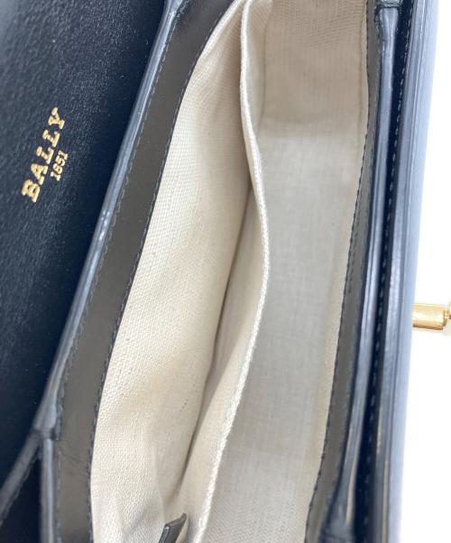BALLY（バリー）BALLY (バリー) クロスボディバッグ ブラックの古着・服飾アイテム