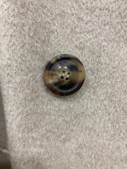 WEEKEND Max Mara（ウィークエンド マックスマーラ）Weekend Max Mara (ウィークエンド マックスマーラ) ヴァージンウール ダブルコート ベージュ サイズ:38の古着・服飾アイテム