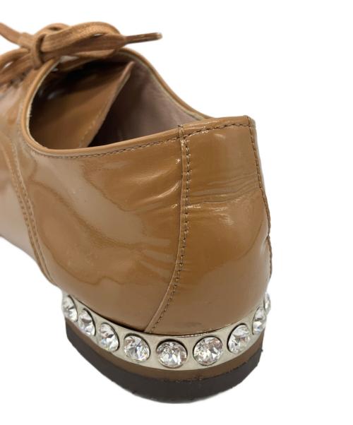 MIU MIU（ミュウミュウ）MIU MIU (ミュウミュウ) ストレートチップシューズ ラインストーン ドレスシューズ ブラウン サイズ:38 1/2の古着・服飾アイテム