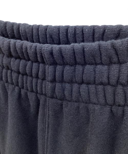 BURBERRY（バーバリー）BURBERRY (バーバリー) ロゴパッチ ストレートレッグ ショーツ ブラック サイズ:Lの古着・服飾アイテム