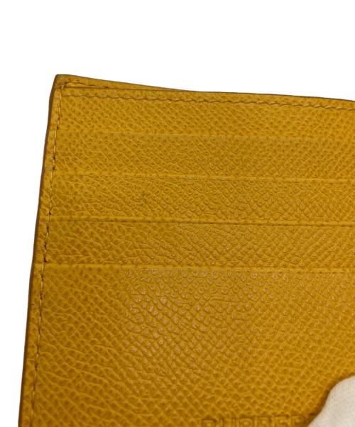 BURBERRY（バーバリー）BURBERRY (バーバリー) 2つ折り財布 イエローの古着・服飾アイテム