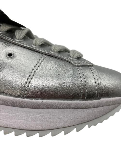 Onitsuka Tiger（オニツカタイガー）Onitsuka Tiger (オニツカタイガー) LAWNSHIP PF　ローンシップPF　スニーカー シルバー サイズ:24の古着・服飾アイテム