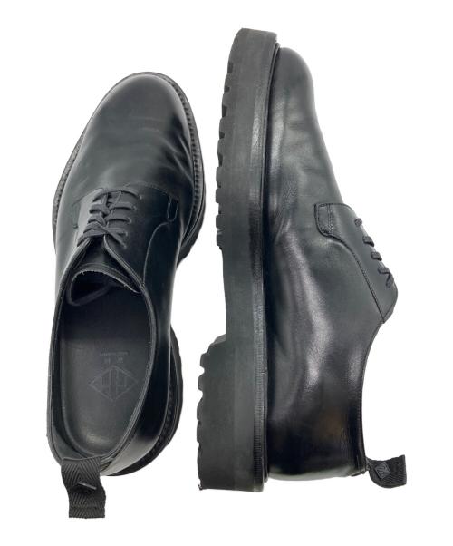 W.H（ダブルエイチ）W.H (ダブルエイチ) プレーントゥシューズ ブラック サイズ:8の古着・服飾アイテム