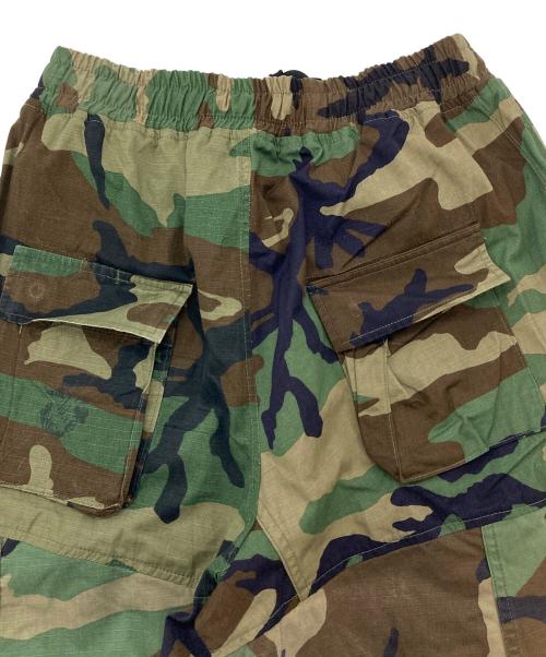 MAISON SPECIAL（メゾンスペシャル）MAISON SPECIAL (メゾンスペシャル) Patchwork Vintage Clothes Camouflage Wide Tapered Cargo Pants オリーブ サイズ:1の古着・服飾アイテム