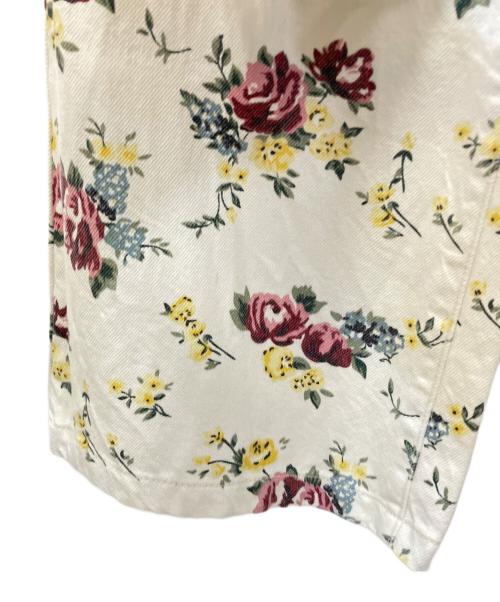 ROLLA'S（ローラス）ROLLA'S (ローラス) 花柄デニムパンツ アイボリー サイズ:W25の古着・服飾アイテム
