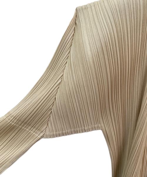 PLEATS PLEASE（プリーツプリーズ）PLEATS PLEASE (プリーツプリーズ) プリーツカーディガン ベージュ サイズ:3の古着・服飾アイテム