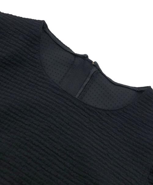 Noble（ノーブル）Noble (ノーブル) クレープマテリアルボリュームスリーブワンピース ブラック サイズ:ＦＲＥＥの古着・服飾アイテム
