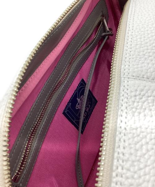 A.D.M.J.（エーディーエムジェイ）A.D.M.J. (エーディーエムジェイ) ハンドバッグ ホワイト サイズ:下記参照の古着・服飾アイテム