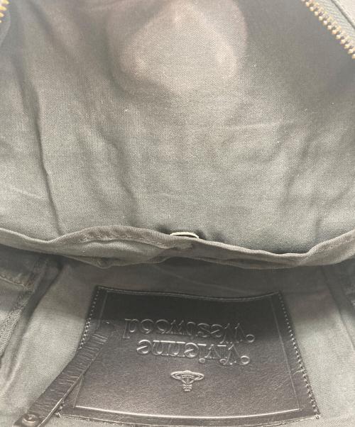 Vivienne Westwood（ヴィヴィアンウエストウッド）Vivienne Westwood (ヴィヴィアンウエストウッド) リュック ブラックの古着・服飾アイテム