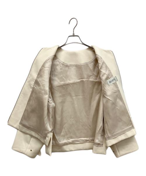 ROPE（ロペ）ROPE (ロペ) きれいめフォルムブルゾン　ジップアップジャケット アイボリー サイズ:38の古着・服飾アイテム