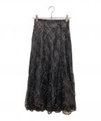 Apuweiser-richeアプワイザーリッシェ）の古着「チェック刺繍スカート　総柄スカート」｜ブラック