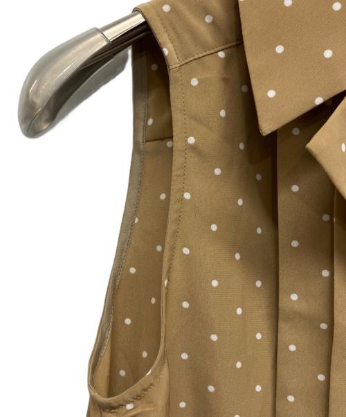 martinique（マルティニーク）martinique (マルティニーク) フロントタックノースリーブブラウス ブラウン サイズ:２の古着・服飾アイテム
