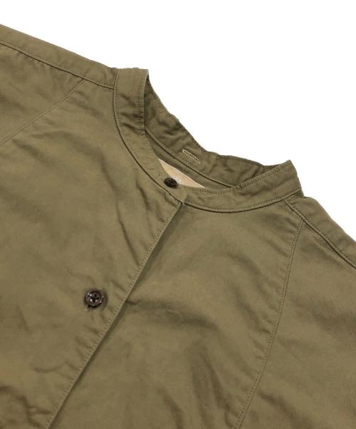 NIGEL CABOURN（ナイジェルケーボン）NIGEL CABOURN (ナイジェルケーボン) バンドカラーワンピース ベージュ サイズ:8の古着・服飾アイテム