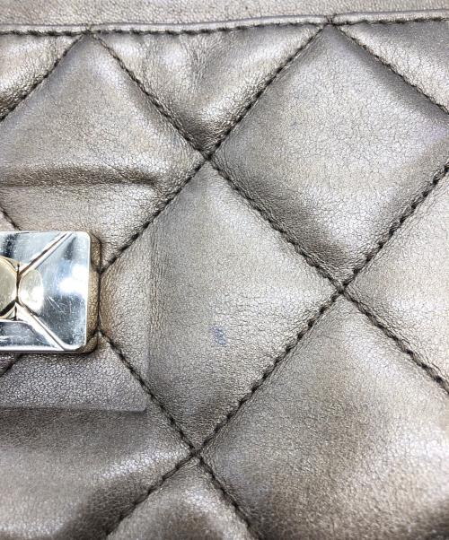 CHANEL（シャネル）CHANEL (シャネル) 2.55　チェーンショルダーバッグ ブロンズ/ゴールドの古着・服飾アイテム