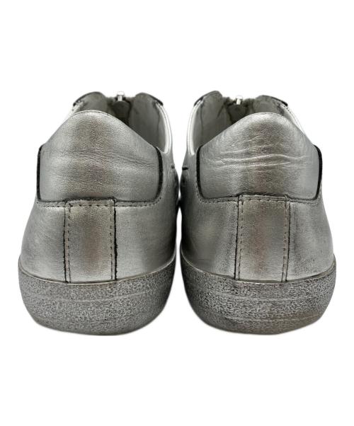 DIESEL（ディーゼル）DIESEL (ディーゼル) S-LEROJI ZIP LOW スニーカー シルバー サイズ:26.5の古着・服飾アイテム