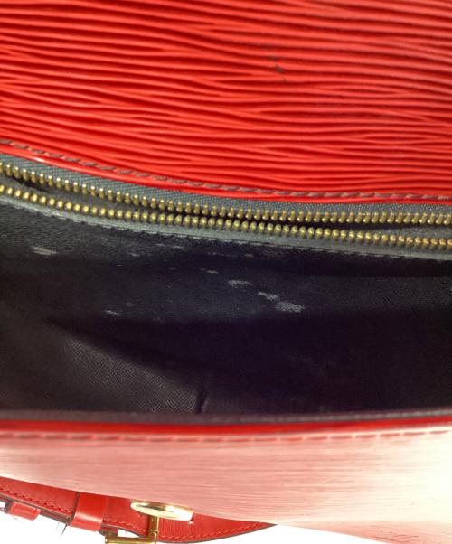 LOUIS VUITTON（ルイ ヴィトン）LOUIS VUITTON (ルイ ヴィトン) ショルダーバッグ レッドの古着・服飾アイテム