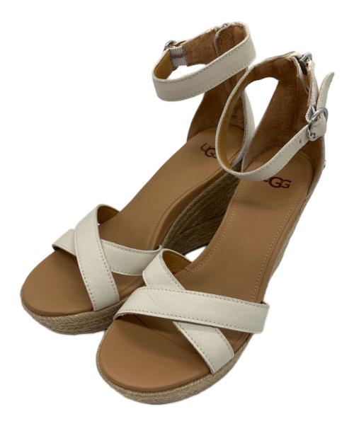 UGG（アグ）UGG (アグ) UGG ウェッジソールサンダル ベージュ サイズ:USA7 UK5 EU38 JPN24の古着・服飾アイテム