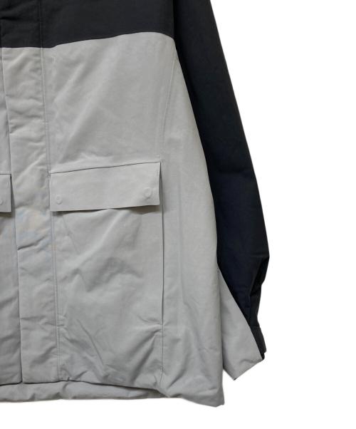 UNIQLO（ユニクロ）UNIQLO (ユニクロ) 21AW ハイブリッドダウンスノーボードパーカ ブラック×グレー サイズ:Sの古着・服飾アイテム