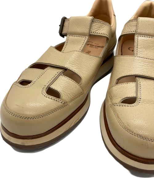 F.LLI Giacometti（フラテッリ ジャコメッティ）F.LLI Giacometti (フラテッリ ジャコメッティ) グルカサンダル ベージュ サイズ:40の古着・服飾アイテム