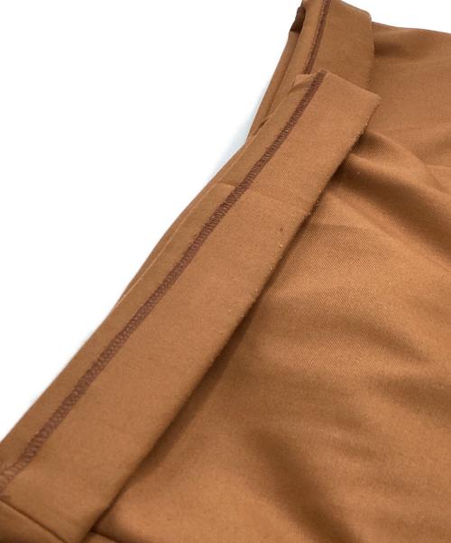soerte（ソエルテ）soerte (ソエルテ) ワイドストレートパンツ ブラウン サイズ:SIZE 2の古着・服飾アイテム