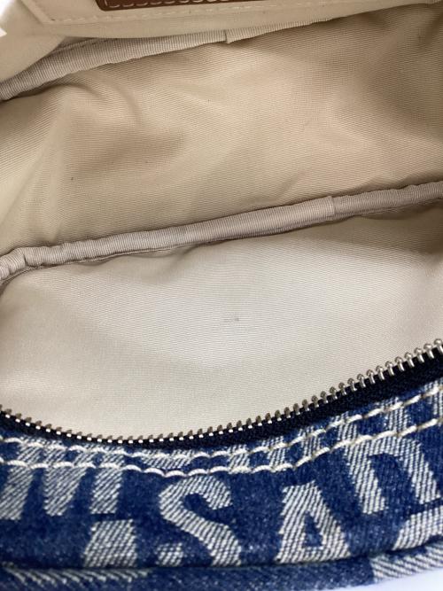 MARC JACOBS（マークジェイコブズ）MARC JACOBS (マークジェイコブス) デニムロゴモノグラムクロスボディ インディゴの古着・服飾アイテム
