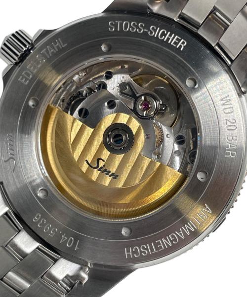 Sinn（シン）Sinn (シン) 104.ST.SA.IW パイロットウォッチ104シリーズ Ref.104.5936 白文字盤 サイズ:41mm/19.0cmの古着・服飾アイテム