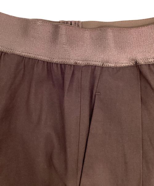 MUSE de Deuxieme Classe（ミューズ ドゥーズィエム クラス）MUSE de Deuxieme Classe (ミューズ ドゥーズィエム クラス) Stretch twill タックパンツ ブラウン サイズ:34の古着・服飾アイテム