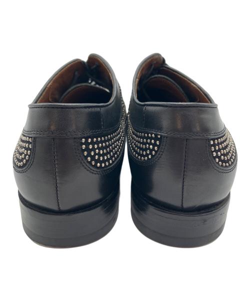 JIMMY CHOO（ジミーチュウ）JIMMY CHOO (ジミーチュウ) スタッズレースアップシューズ ブラック サイズ:41の古着・服飾アイテム