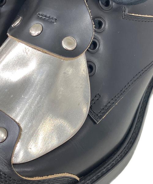 COMME des GARCONS HOMME PLUS（コムデギャルソンオムプリュス）COMME des GARCONS HOMME PLUS (コムデギャルソンオムプリュス) メタルプレートレザーシューズ ブラック サイズ:26㎝の古着・服飾アイテム