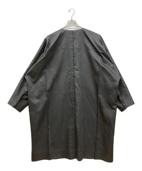 132 5. ISSEY MIYAKE（132 5. イッセイ ミヤケ）132 5. ISSEY MIYAKE (132 5. イッセイ ミヤケ) ポリエステルノーカラーコート ブラック サイズ:3の古着・服飾アイテム