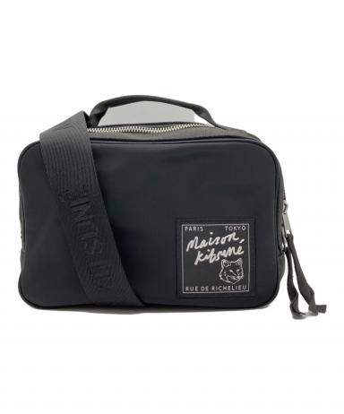 美品 Maison Kitsune ブラック ボディバッグ メゾンキツネ 可愛い メゾン キツネ」フォックスモチーフの留め具を採用した新作レザー