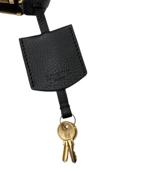 LOEWE（ロエベ）LOEWE (ロエベ) アナグラムショルダーバッグ ブラックの古着・服飾アイテム