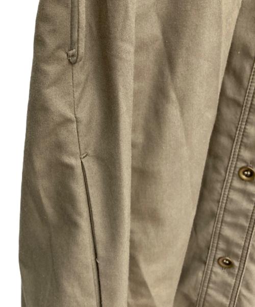 La TOTALITE（ラ ト―タリテ）La TOTALITE (ラ ト―タリテ) ラグランタックフレアーワンピース ブラウン サイズ:FREEの古着・服飾アイテム