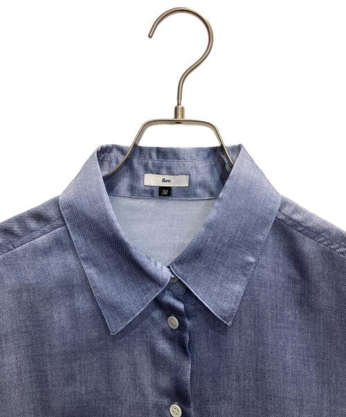 Sov.（ソブ）Sov. (ソブ) サテンデニムプリントクロップドシャツ ブルー サイズ:38の古着・服飾アイテム