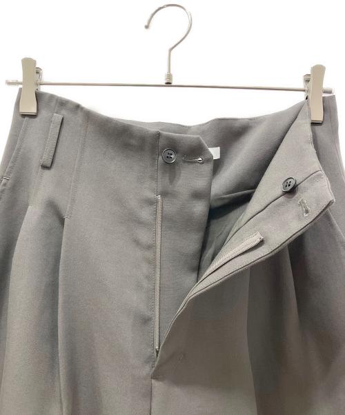 ETRE TOKYO（エトレトウキョウ）ETRE TOKYO (エトレトウキョウ) ハイウエストベルテッドセミワイドパンツ グレー サイズ:Sの古着・服飾アイテム