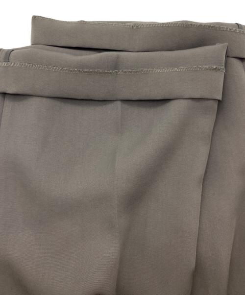 ETRE TOKYO（エトレトウキョウ）ETRE TOKYO (エトレトウキョウ) ハイウエストベルテッドセミワイドパンツ グレー サイズ:Sの古着・服飾アイテム