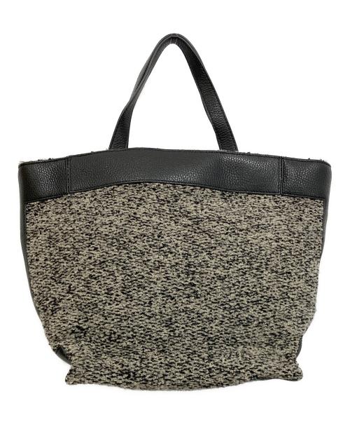 IACUCCI（イアクッチ）IACUCCI (イアクッチ) アリア M LANA BOUCLETTE/CERVO グレーの古着・服飾アイテム