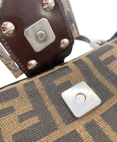 FENDI（フェンディ）FENDI (フェンディ) スクエアハンドバッグ ブラウンの古着・服飾アイテム