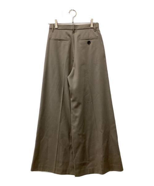 AKIRA NAKA（アキラナカ）AKIRA NAKA (アキラナカ) Terese wide tuck PT カーキ サイズ:2 未使用品の古着・服飾アイテム