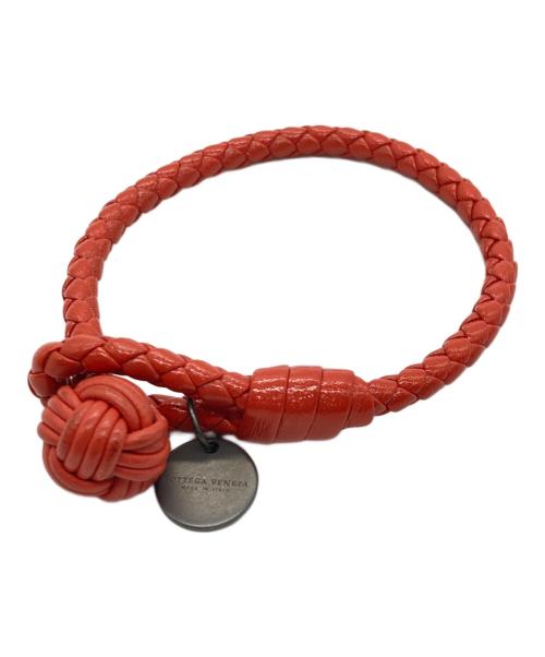 BOTTEGA VENETA（ボッテガベネタ）BOTTEGA VENETA (ボッテガベネタ) イントレチャート レザー ブレスレット レッドの古着・服飾アイテム